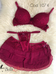 CONJUNTO EM TULE E RENDA COM SAINHA E FIO